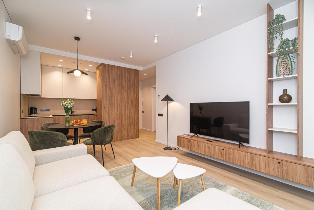 #stayhere - New & Stylish Minimalistic 1bdr Center